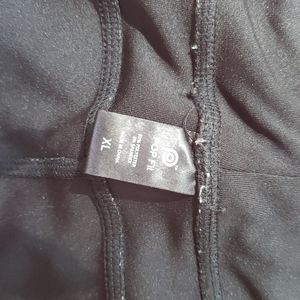 Popfit yoga pant with gold phone/water pocket